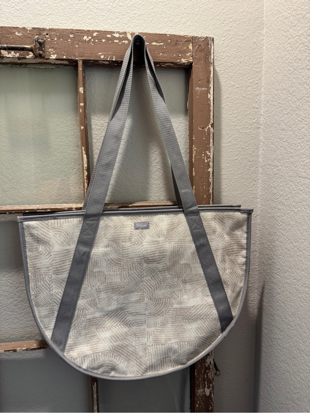 Thirty one Gray Patterned Tote Bag